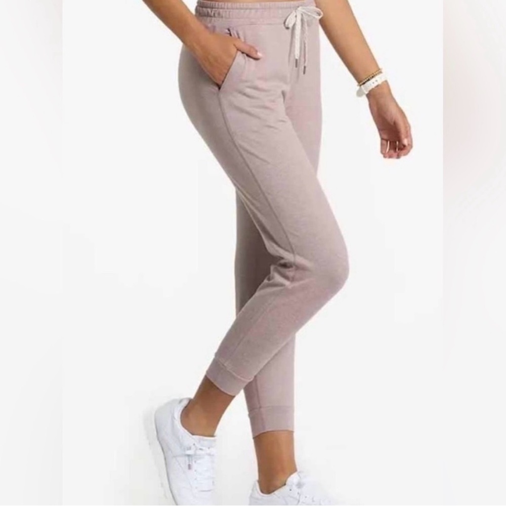 Vuori Women's Performance Joggers